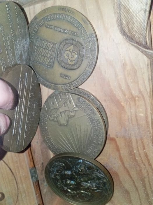 Lote de medalhas antigas