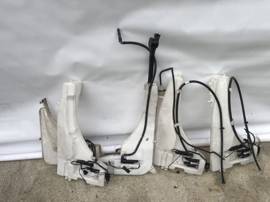 Бачек омывателя Моторчик шланг на bmw x3 x4 x5 x6 f25 f26 е70 F10 F15