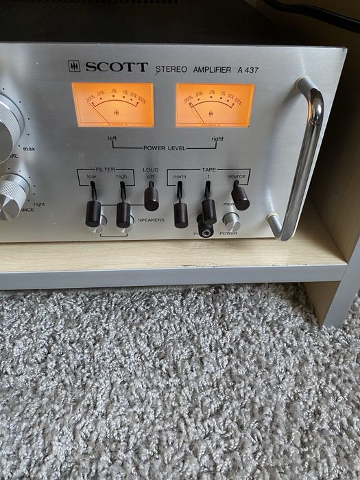 Wzmacniacz SCOTT A437