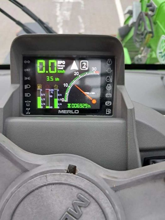 Телескопічний навантажувач Merlo TF 42.7