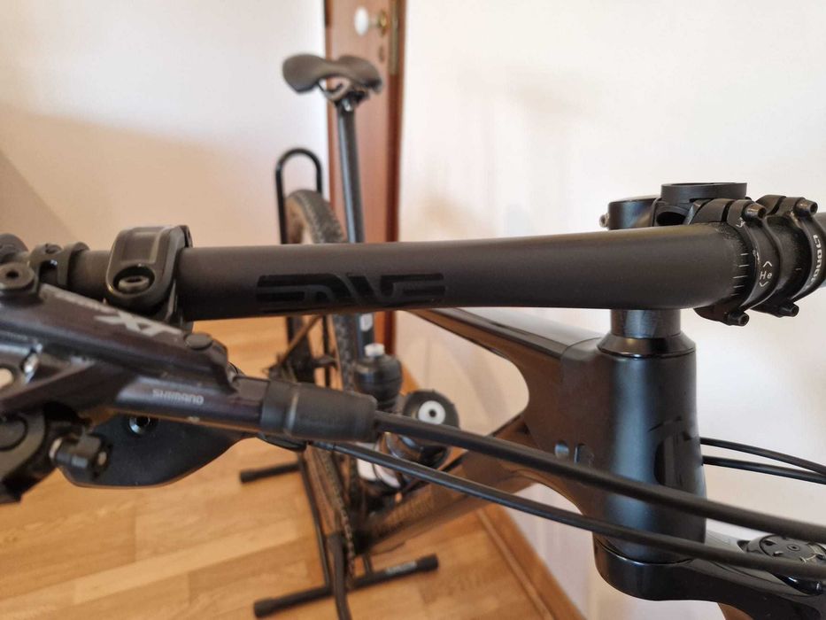Cannondale F-SI Hi-Mod Carbon com Rodas Carbono - Carbono topo de gama da marca.