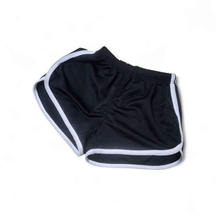 Czarne krotkie spodenki  damskie rozmiar S