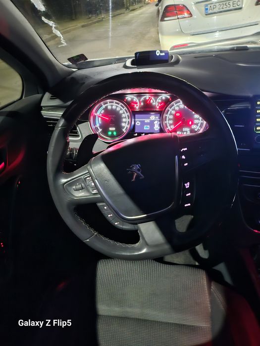 Продам автомобиль Peugeot 508