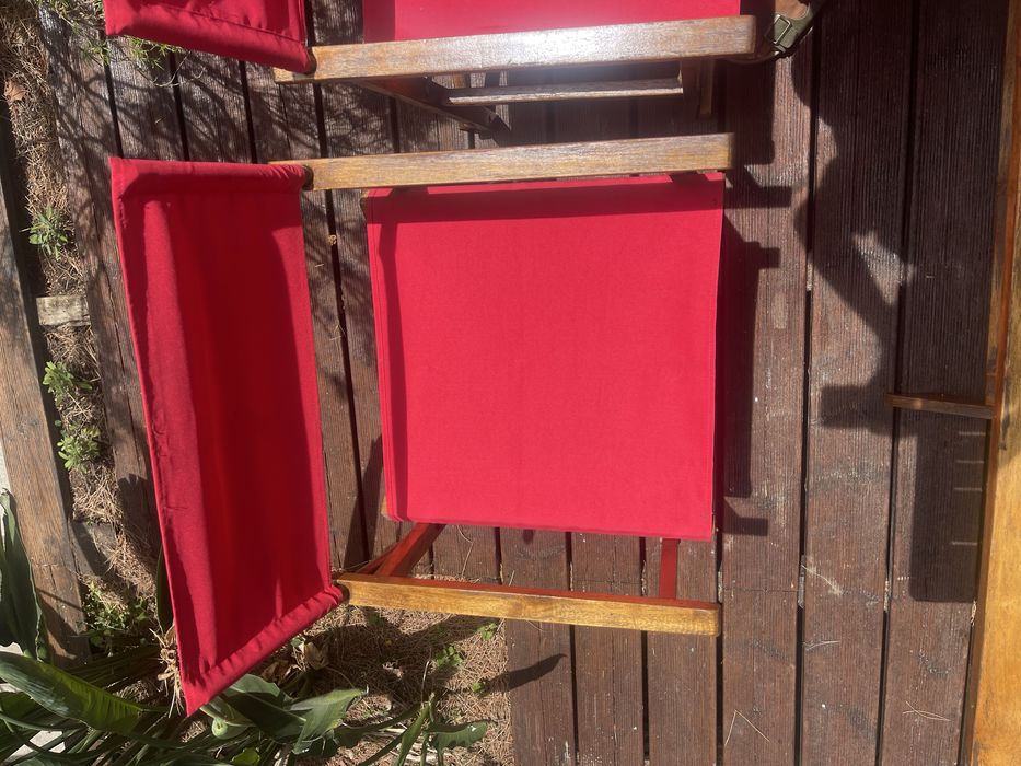 Mesa de Jardim em Madeira 4 Cadeiras Dobráveis – Conjunto Completo