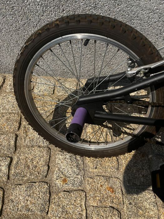 Bicicleta 20" BMX roda fina preta