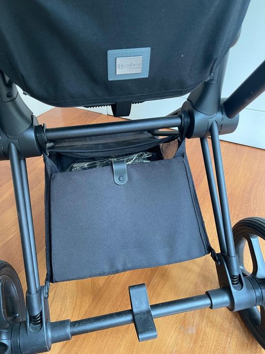 (Conjunto completo) Carrinho Cybex Priam + Cloud Z2 I-Size (garantia)