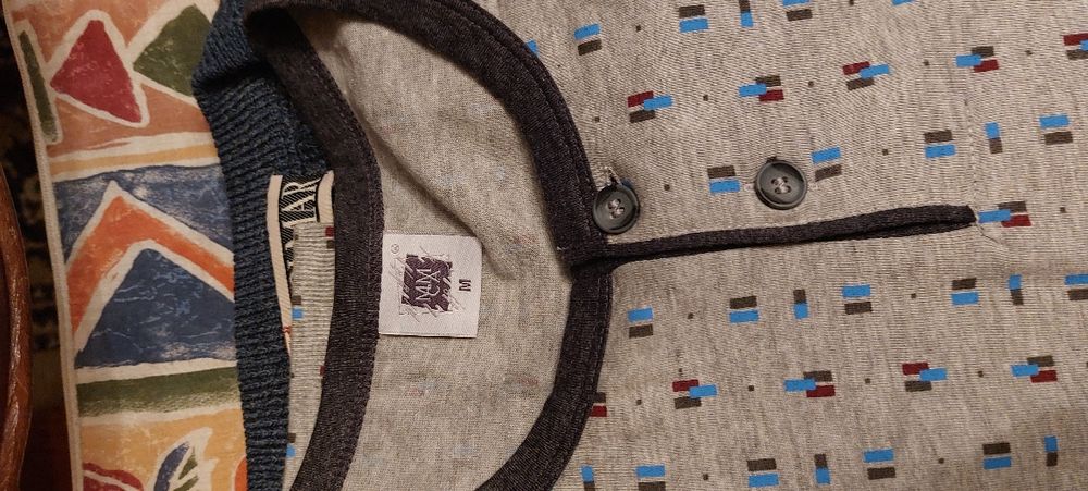 Roupa de homem NOVA, sem uso.