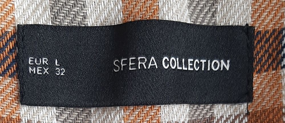 Casaco marca SFERA  .