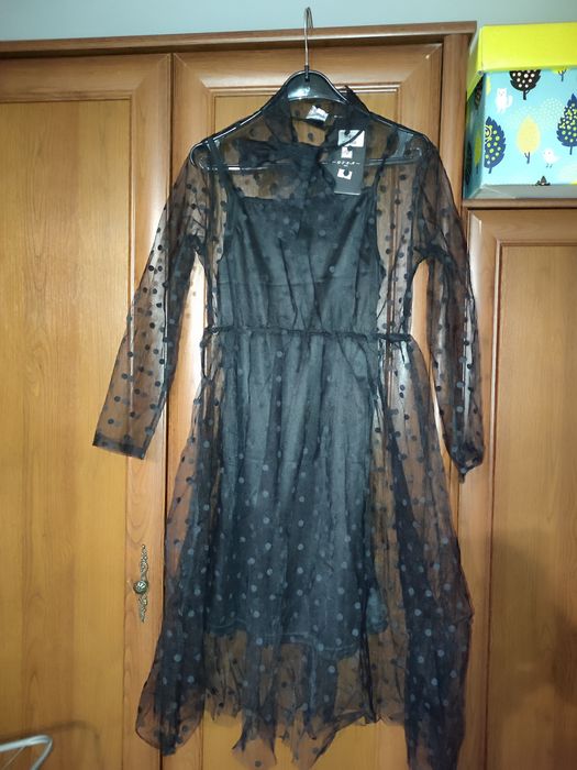 Стильне чорне плаття