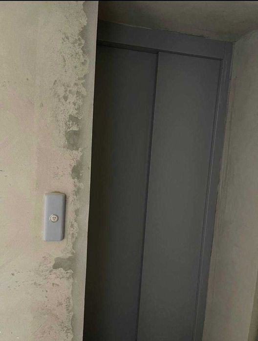 Продається двокімна  квартира