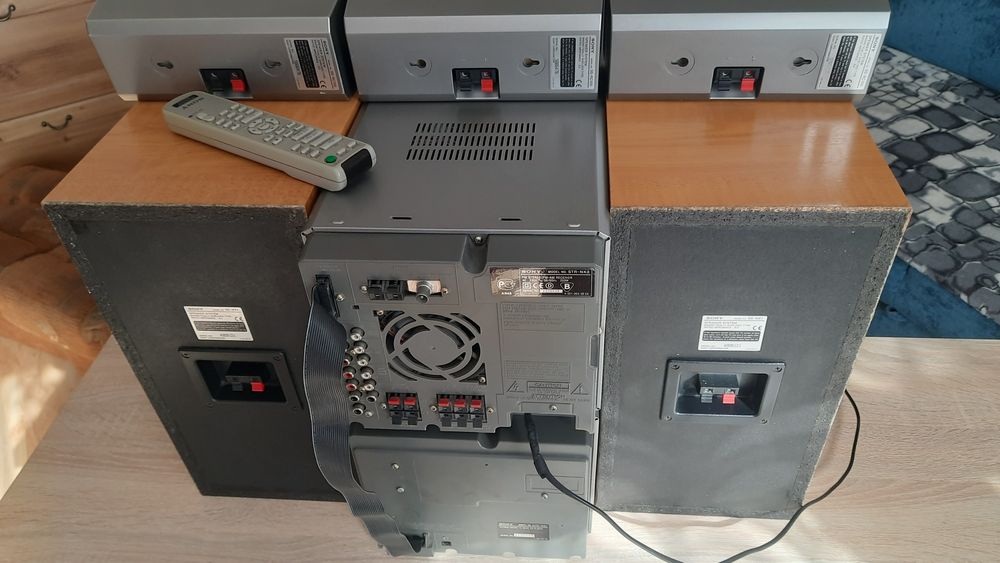 Sprzedam wieże sony