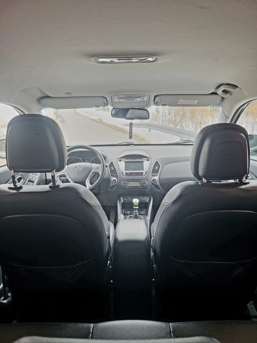 Hyundai  ix35 crdi 135 4x4 Premium+ 2 komplety kół z alufelgami
