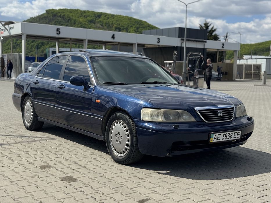 Продам Honda Legend