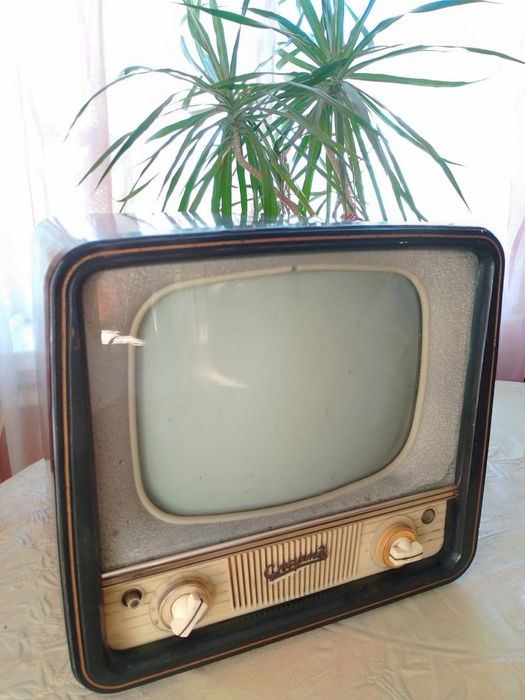 Продам  ретро телевізор часів СССР, 1959 рв