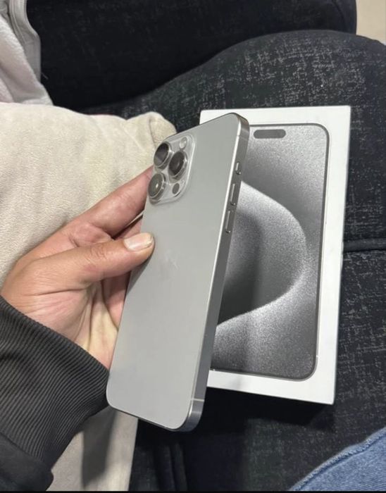 Iphone 15 pro max 256g