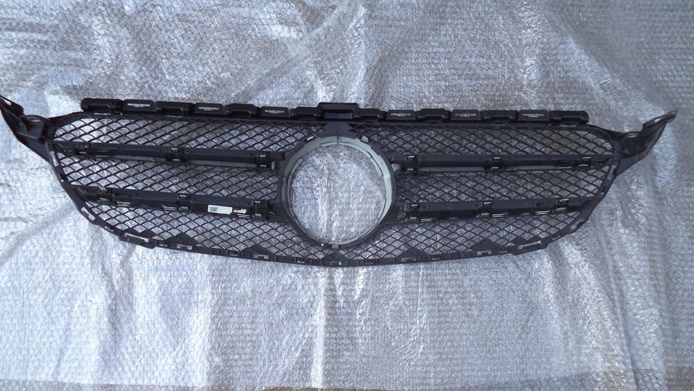 Grelha Central de para-choques Mercedes class C w205