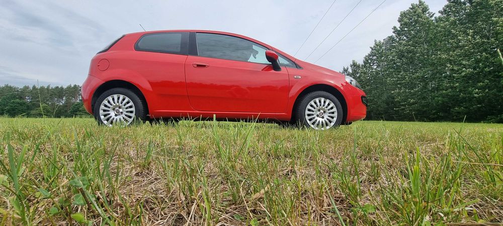 Fiat Punto 2011  rok