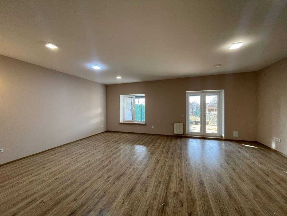 Продаж таунхауса по вул. Карбишева