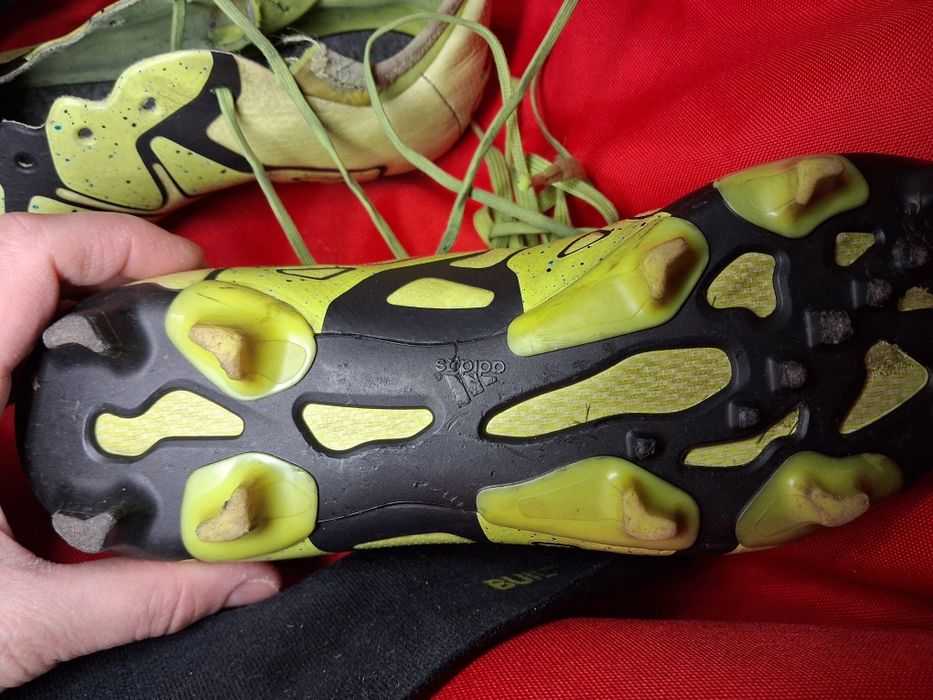Футбольні бутси/Сороконіжки 39 р adidas