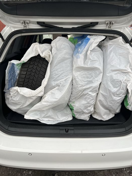 VW Golf 7 2017r 1.6 tdi 253tys przebiegu auto prywatne