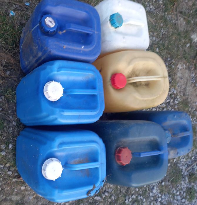 Baniaki beczki karnistry na ropę 20l / 25l / 30l po paliwie