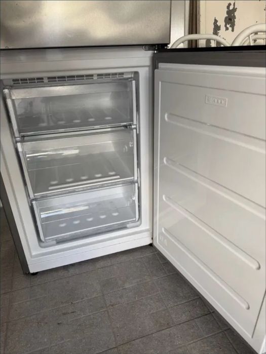 Frigorífico indesit - peças ou reparação