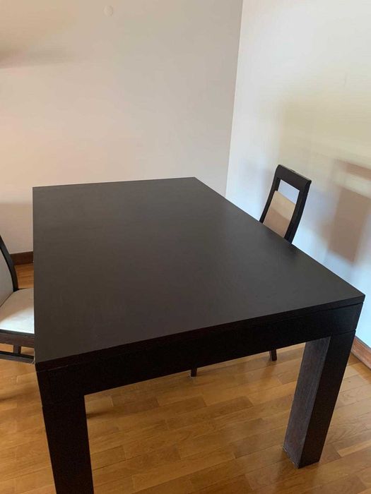 Mesa de Jantar Extensível em Wengué - Bom Estado
