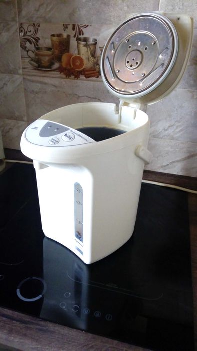 Термопот (чайник-термос) Panasonic NC-PG30P