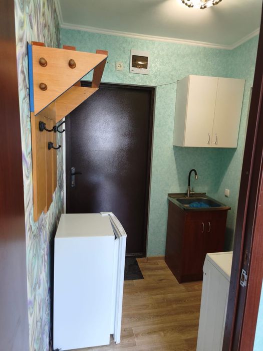 Продам 1к гостинку.