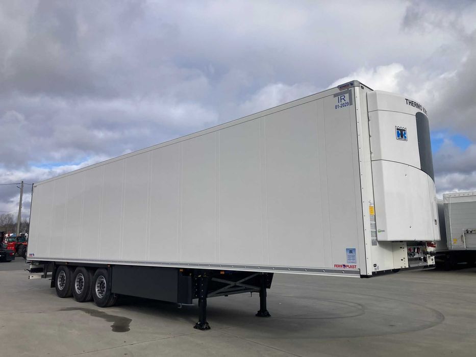 Wynajem naczepy chłodni Schmitz Doppelstock z Thermo King SLXi 300 50
