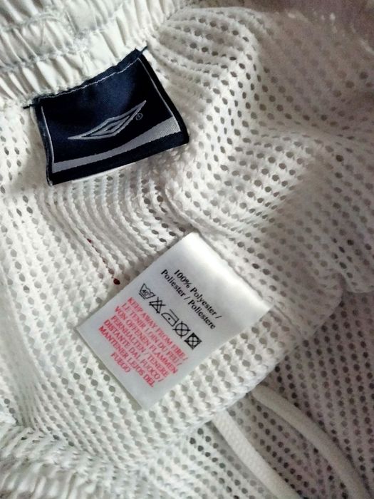 Продам штани umbro