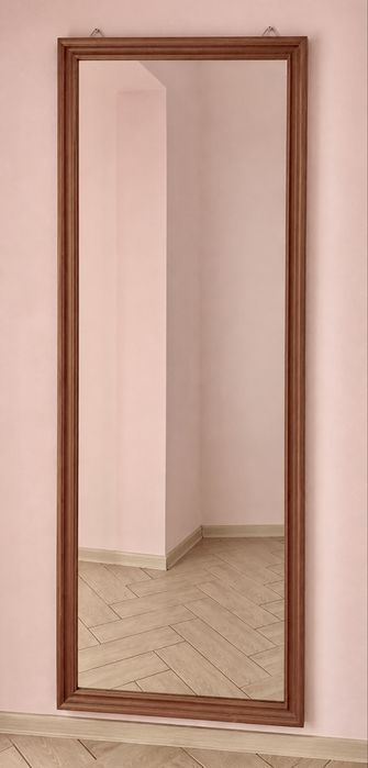 Duże lustro w solidnej ramie – 168 × 64 cm – 99 zł