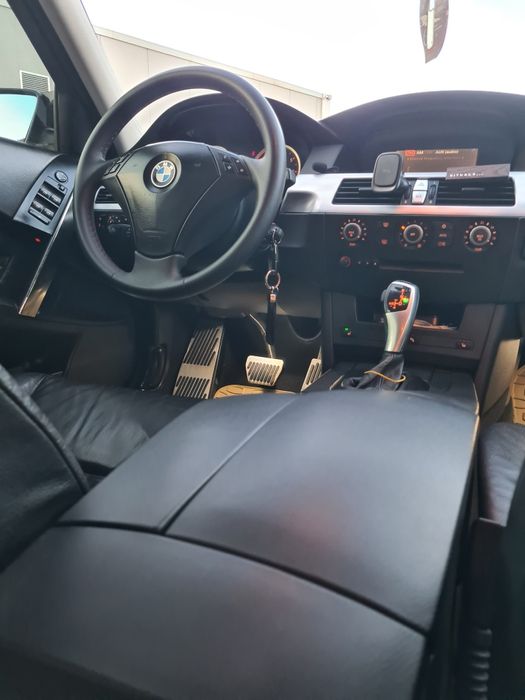Продам  BMW 5 E60  2.5 газ/бензин 2004р