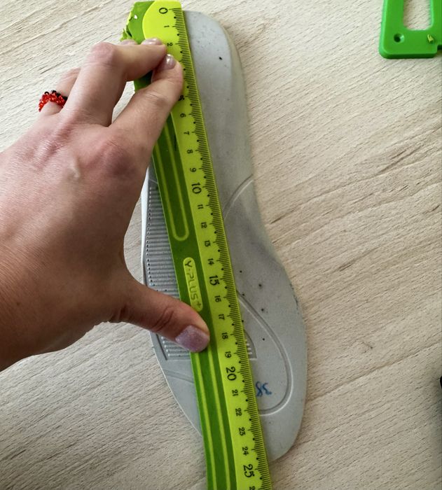 Женские кроссовки Fabi