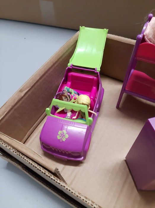 Vários brinquedos miniaturas
