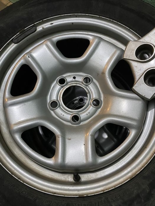 Диски  на jeep patriot R16x6.5 ET39 5x114.3