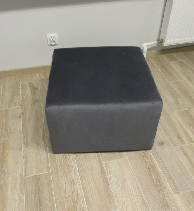 Pufy zestaw w różnym kolorze