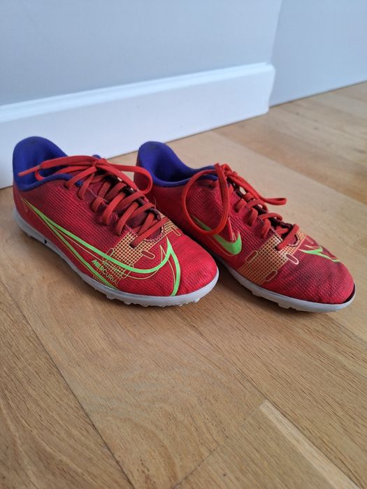 Buty piłkarskie turfy Nike