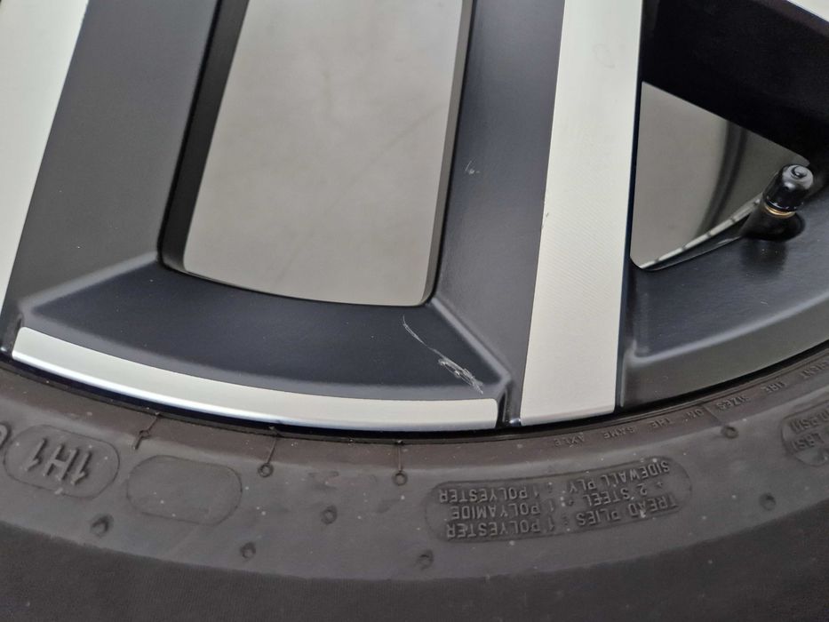 Koła felgi Jeep Compass III 8J ET43 20" 5x115 opony lato 235/50/20 Michelin E Primacy 7mm 2025r
