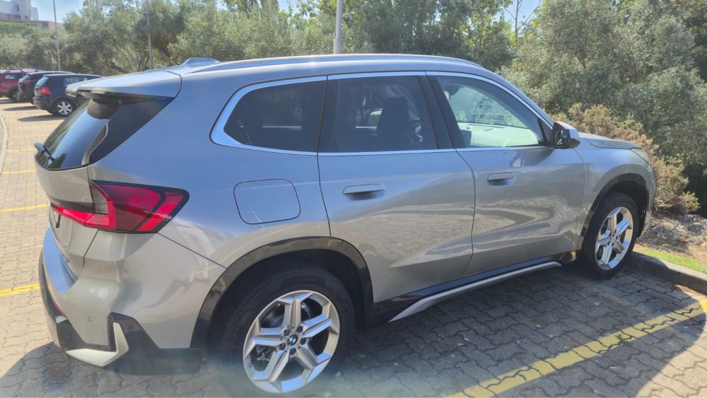 BMW X1 sDrive 20i — Teto Panorâmico e Car play