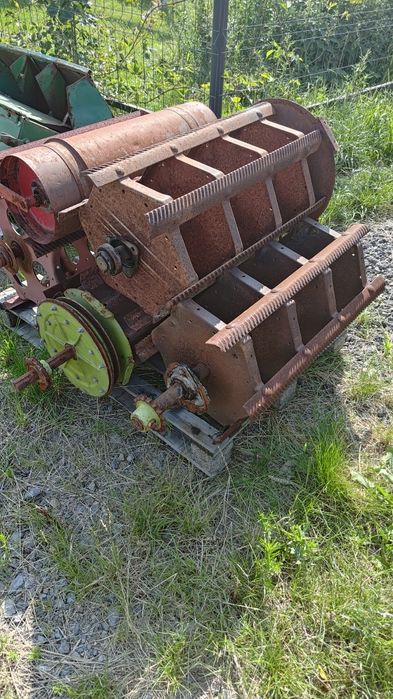 Młocarnia odrzutnik Claas cosmos comet corsar Europa