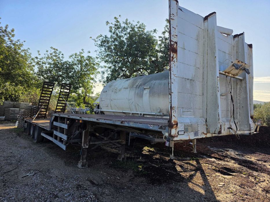 semi-reboque rebaixado, tipo porta maquinas com patas