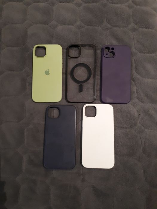 Чехлы на IPhone 14
