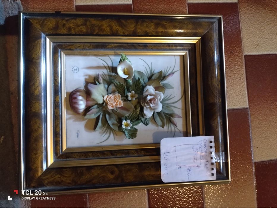 Quadro Capodimonte com flores em relevo