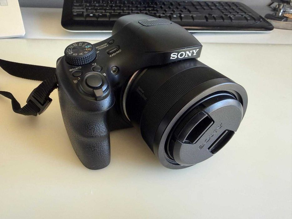 Sony Cyber-shot DSC-HX350 (Como Nova) – Superzoom Ótico 50x
