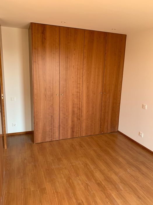 T1, Asprela Domus II, em frente Hospital São João