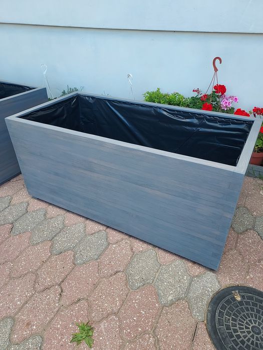 Donice ogrodowe drewniane