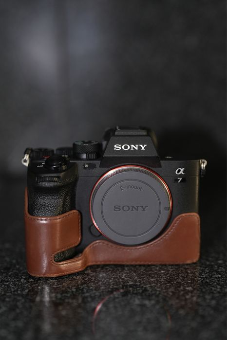 Sony a7 IV Mirrorless