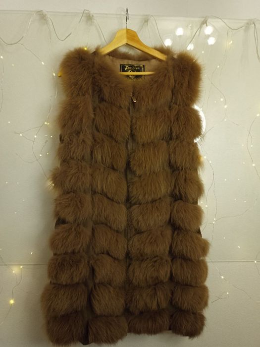 Жилетка мехова.