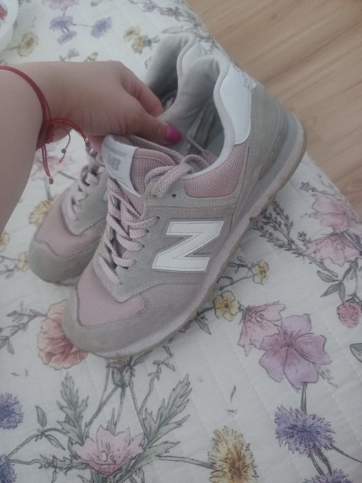 Buty sportowe New Balance damskie